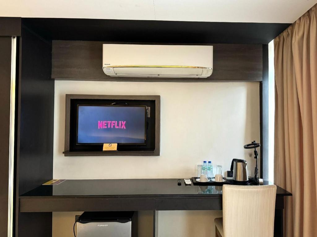 Home Crest Hotel Davao City Esterno foto