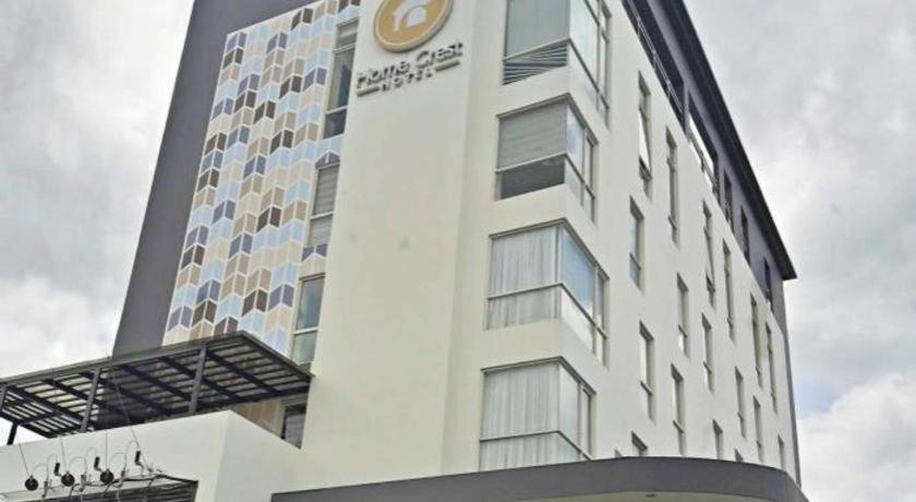 Home Crest Hotel Davao City Esterno foto